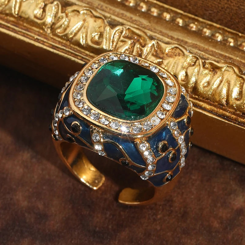 Emerald Dynasty Ring