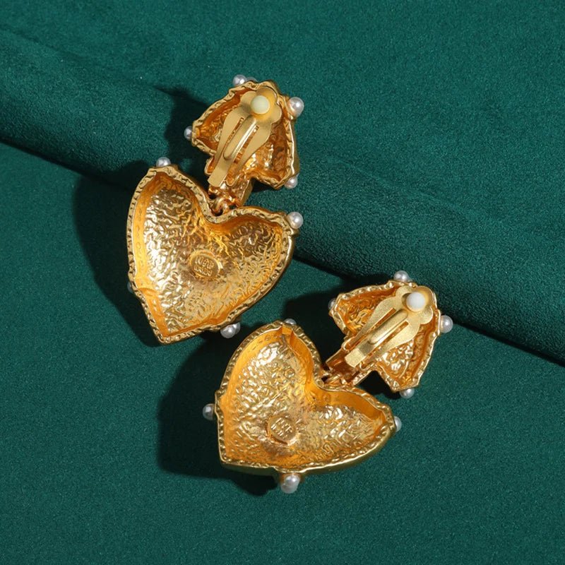 Amora Clip On Earrings - Voisson