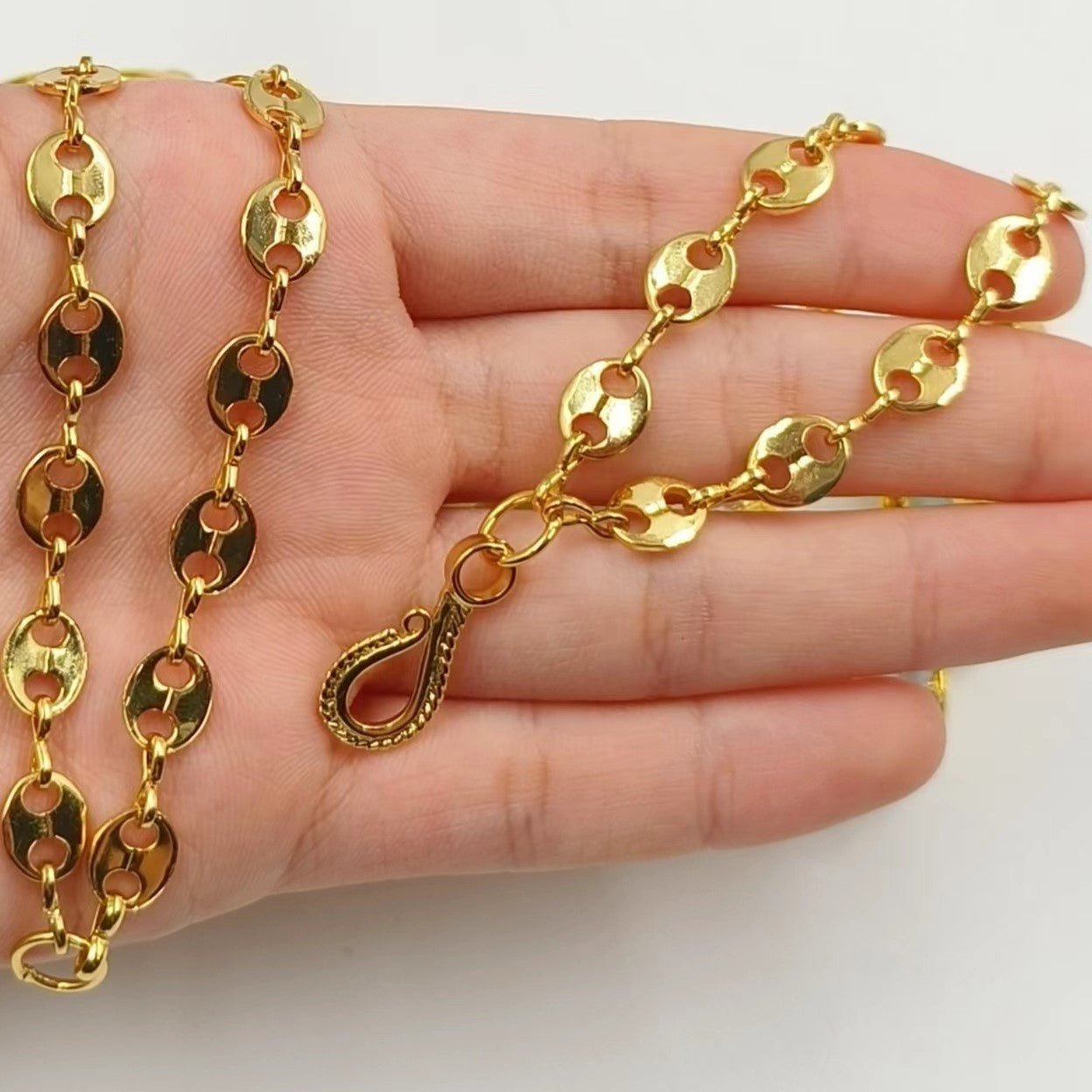 Antiqua Pearl Crown Necklace - Voisson