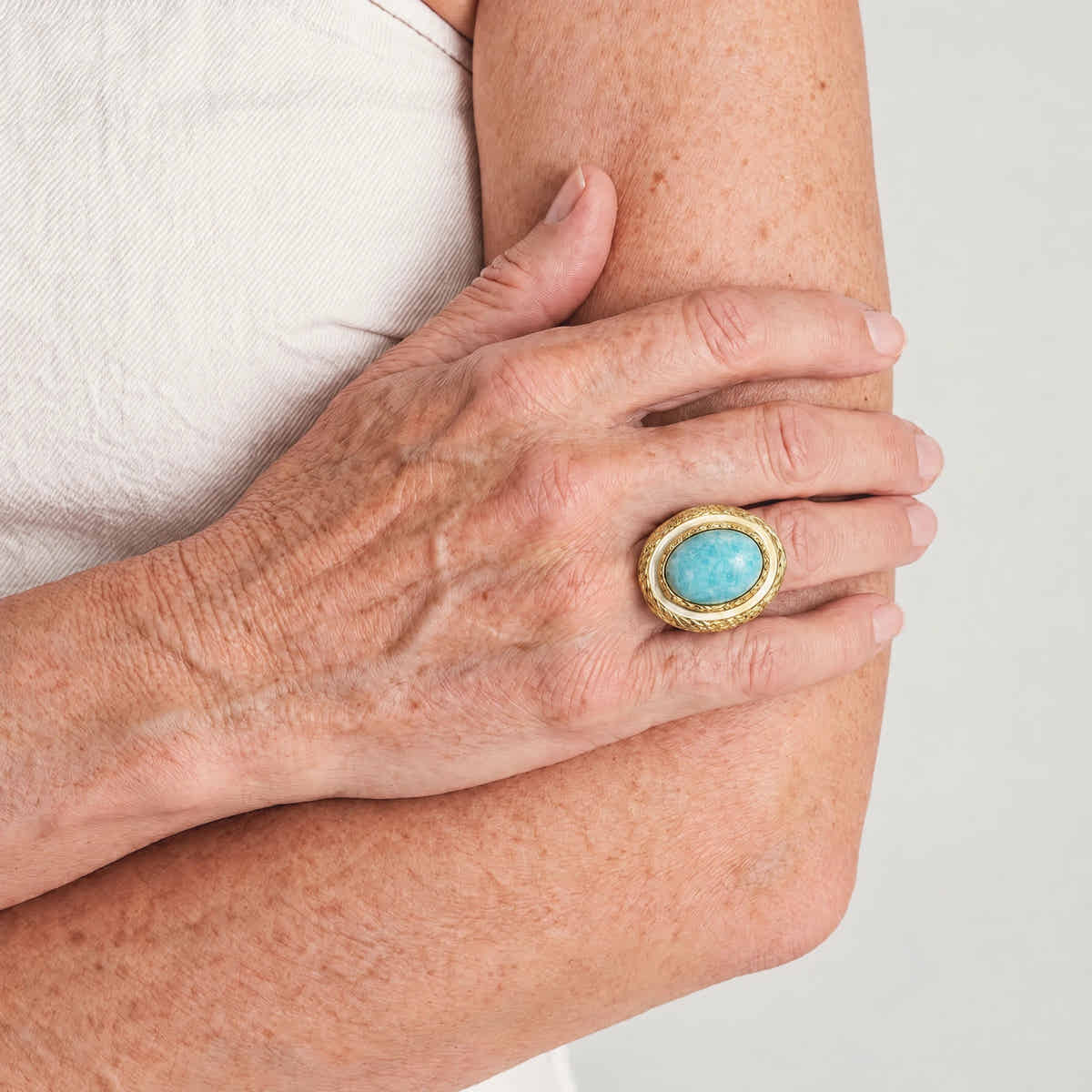 Aqua Crest Ring - Voisson