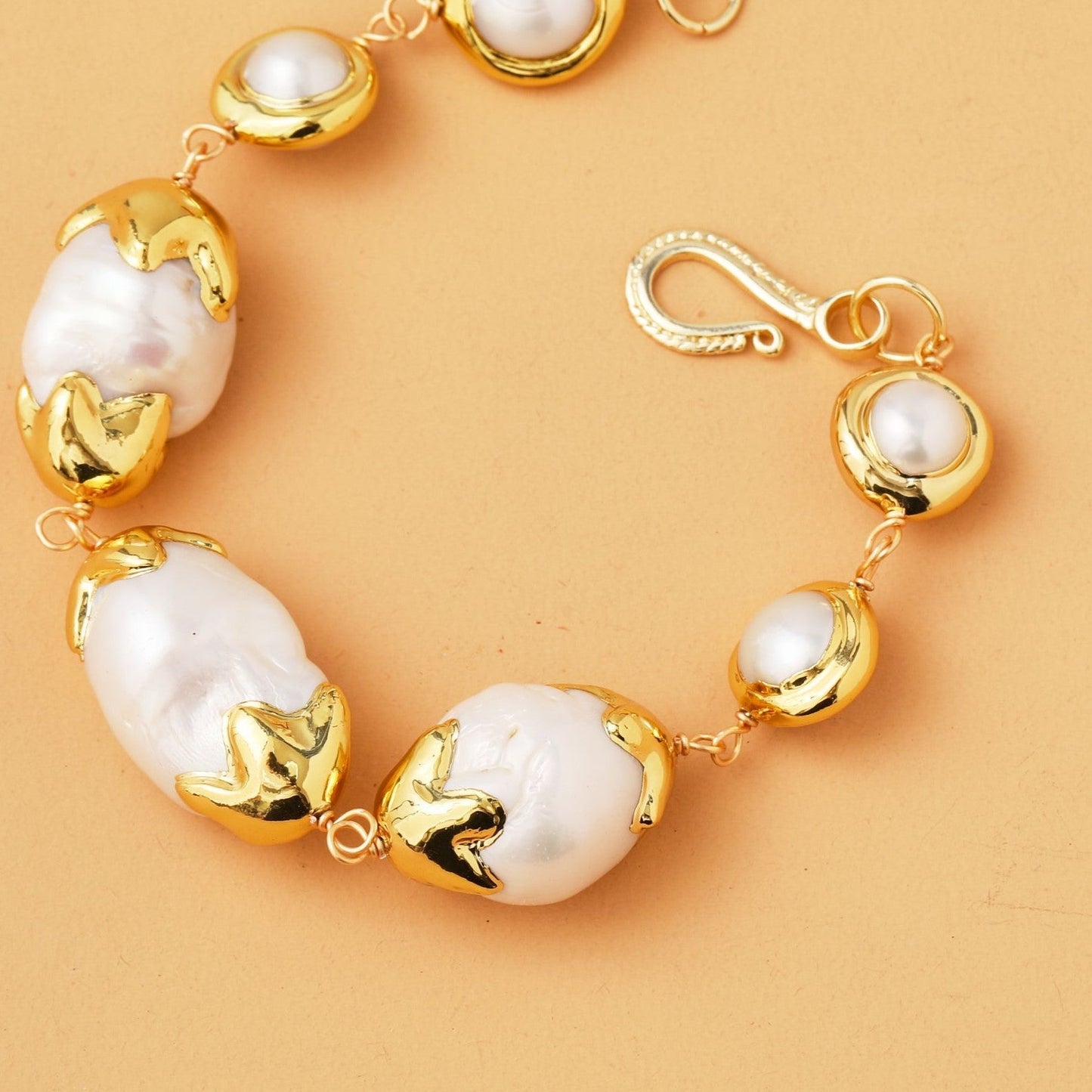 AuroraShell Luxe Bracelet - Voisson
