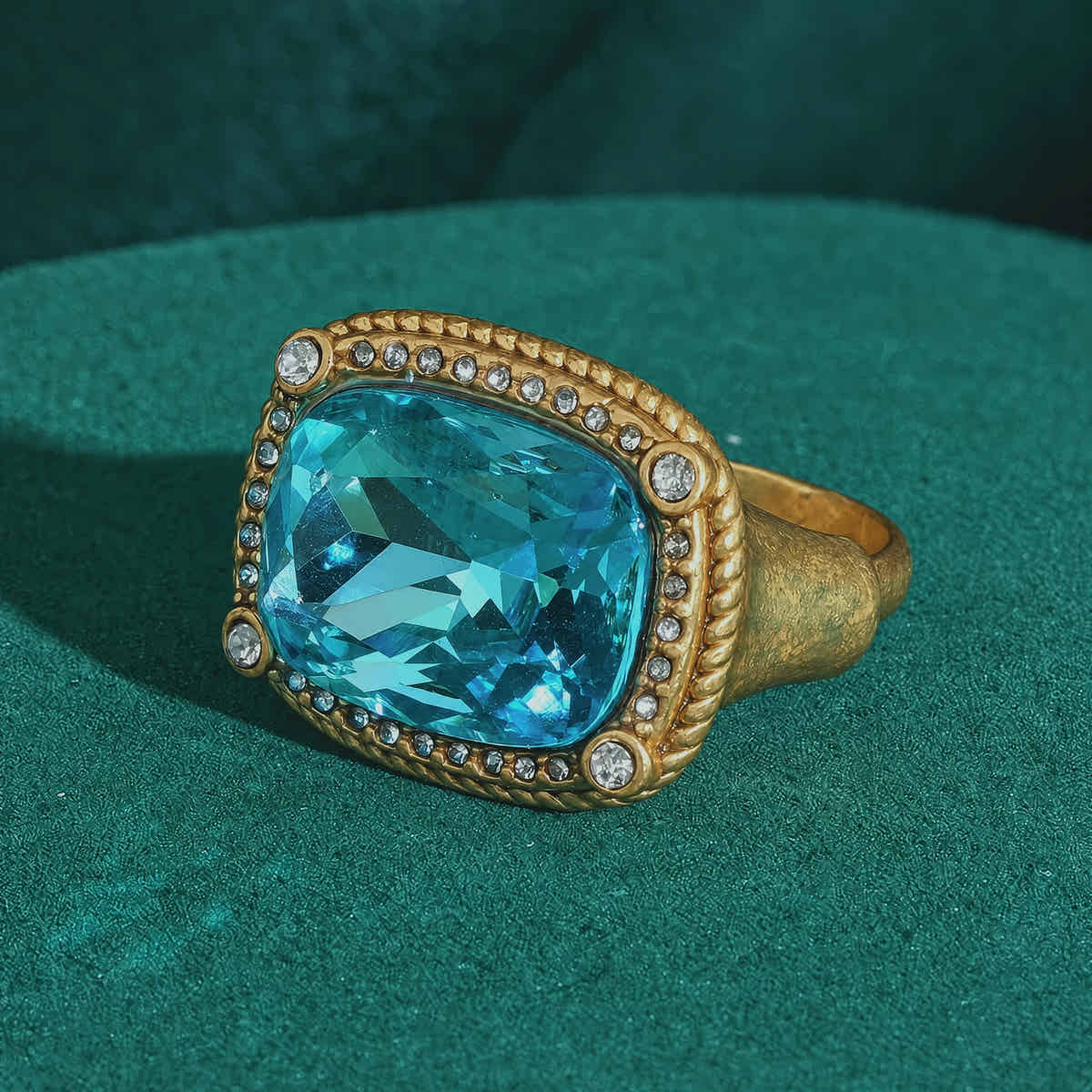 Blue Veritas Gold Ring - Voisson