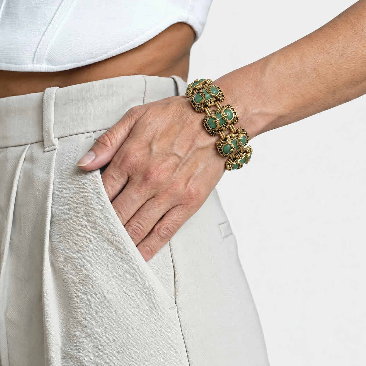 Cameo Crest Bracelet - Voisson