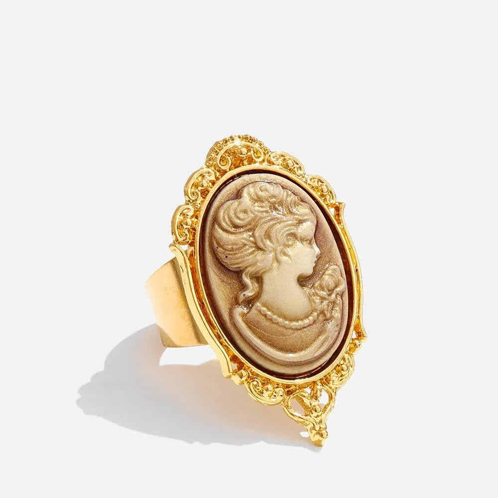 Cameo Heirloom Ring - Voisson