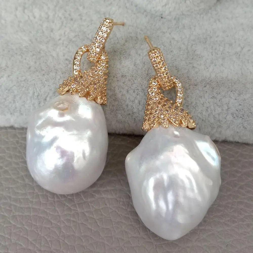 Celeste Pearl Drop Earrings - Voisson
