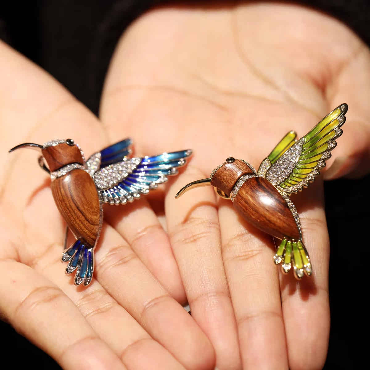 Cobalt Flight Brooch - Voisson