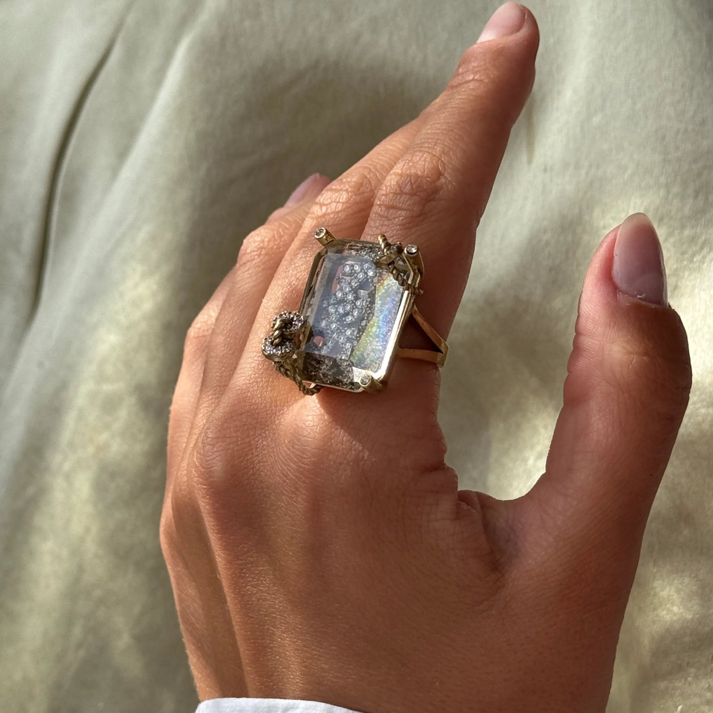 Crystal Vault Vintage Ring - Voisson