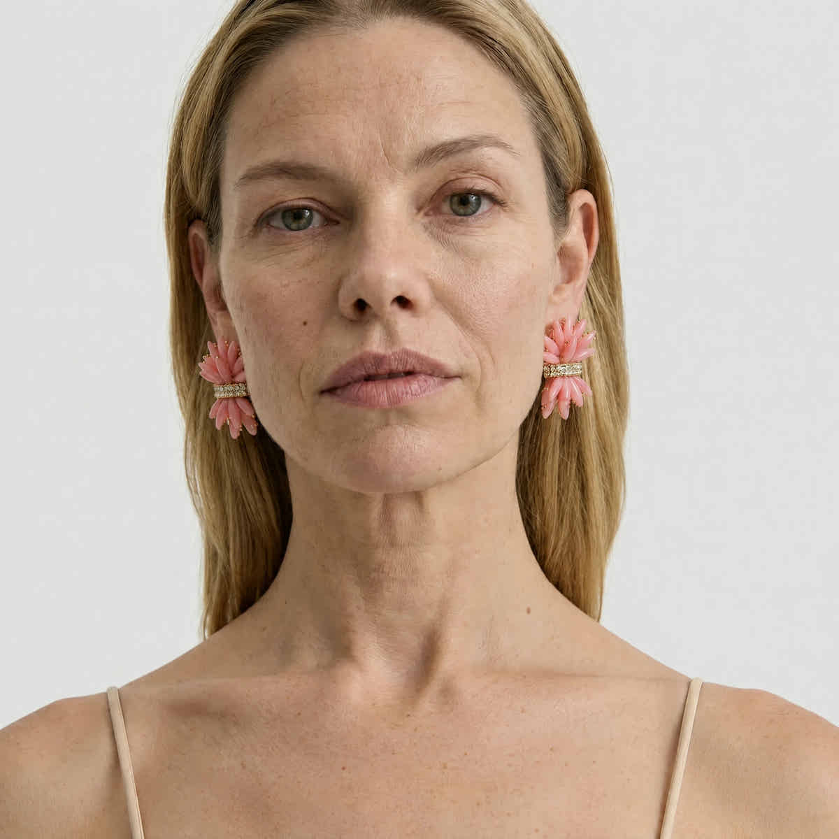 Dahlia Light Earrings - Voisson