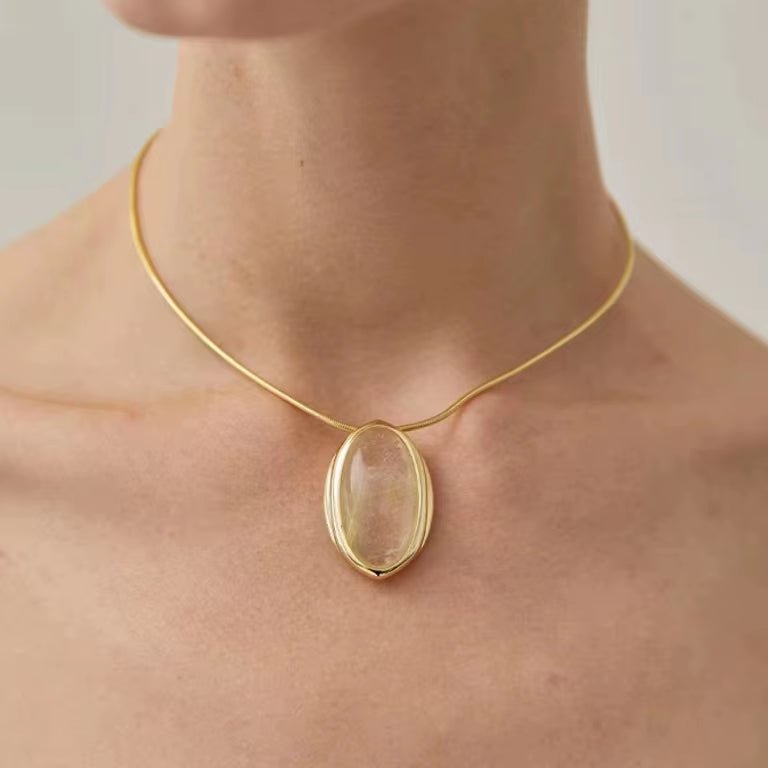 Dynasty Icons Natural Crystal Necklace - Voisson