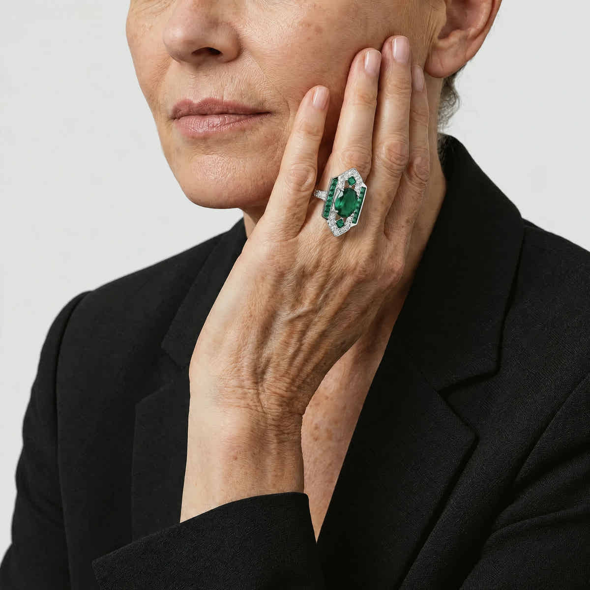 Emerald Heirloom Statement Ring - Voisson