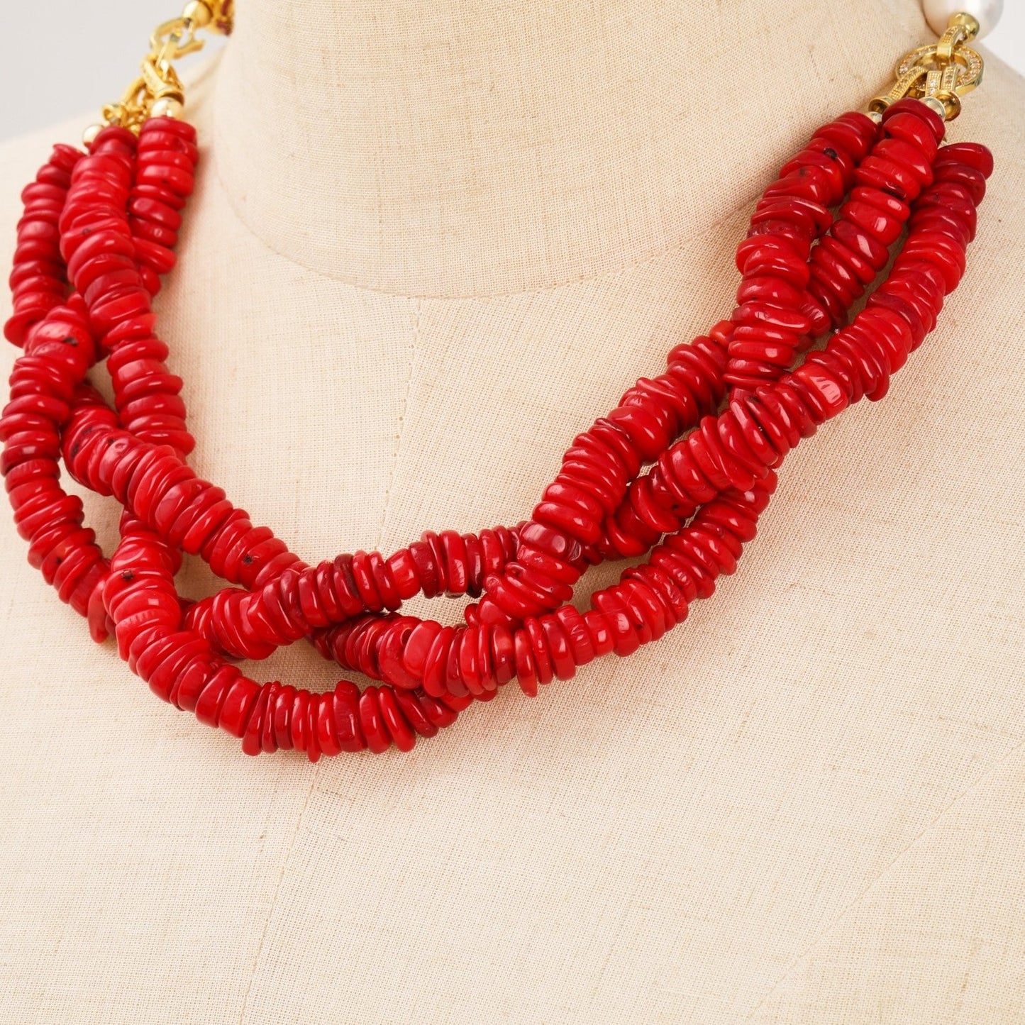 Empress Coral Strand Necklace - Voisson