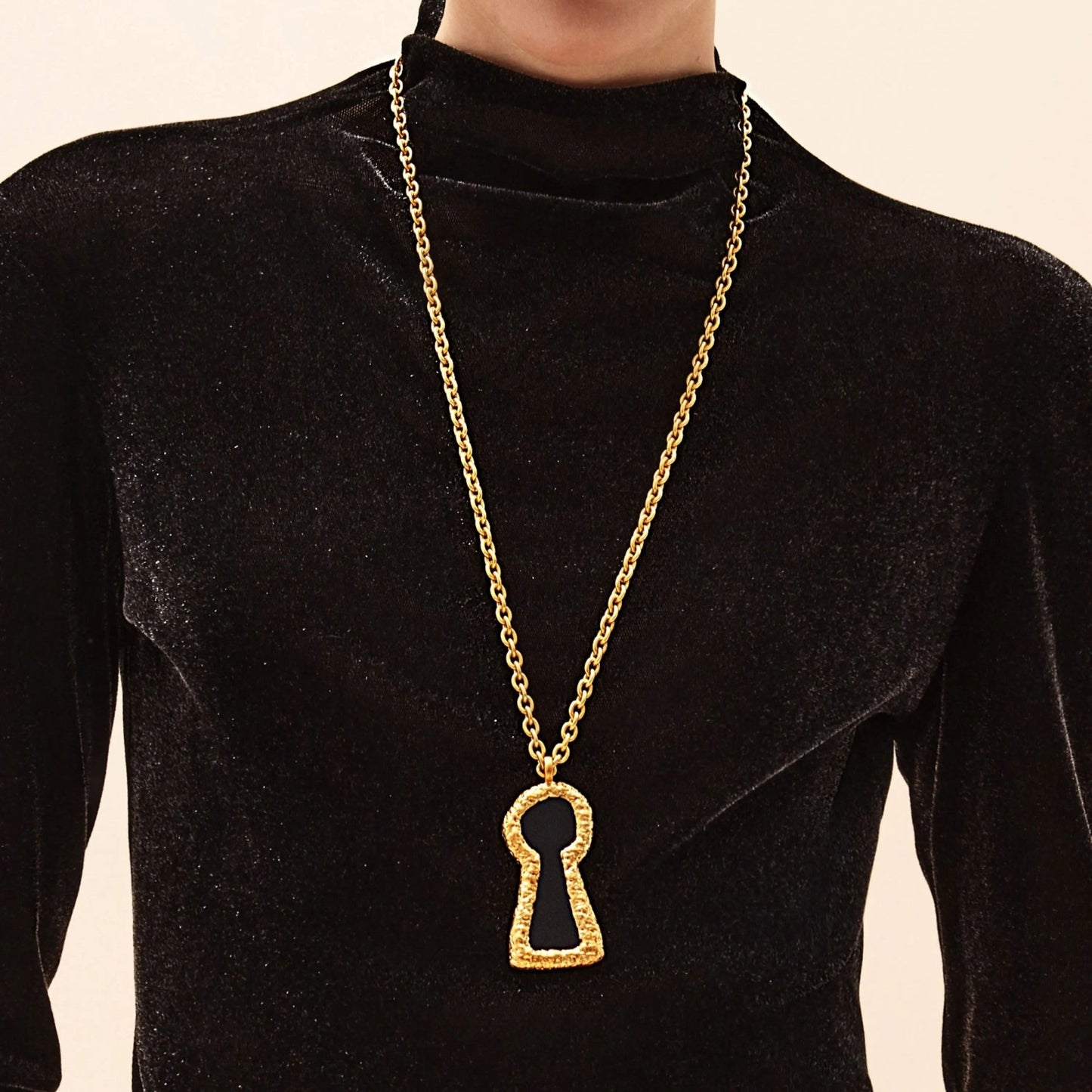 Enigma Locket Pendant Chain Necklace - Voisson