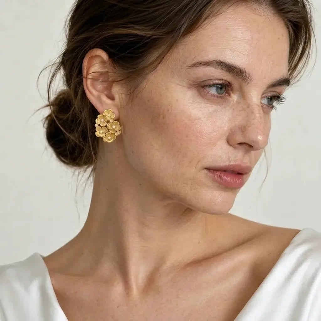Floral Cluster Stud Earrings - Voisson
