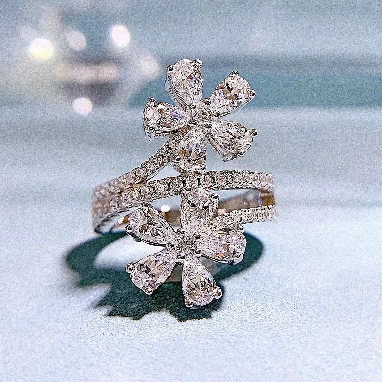 FloraTwist Sterling Ring - Voisson