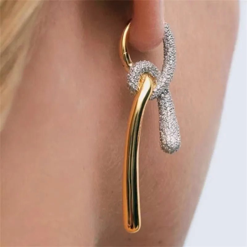 Helena’s Halo Knotted Zircon Stud Earrings - Voisson