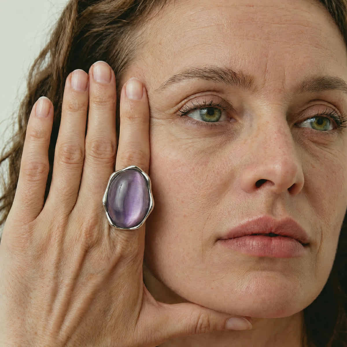 LoveEcho Natural Stone Crystal Ring - Voisson