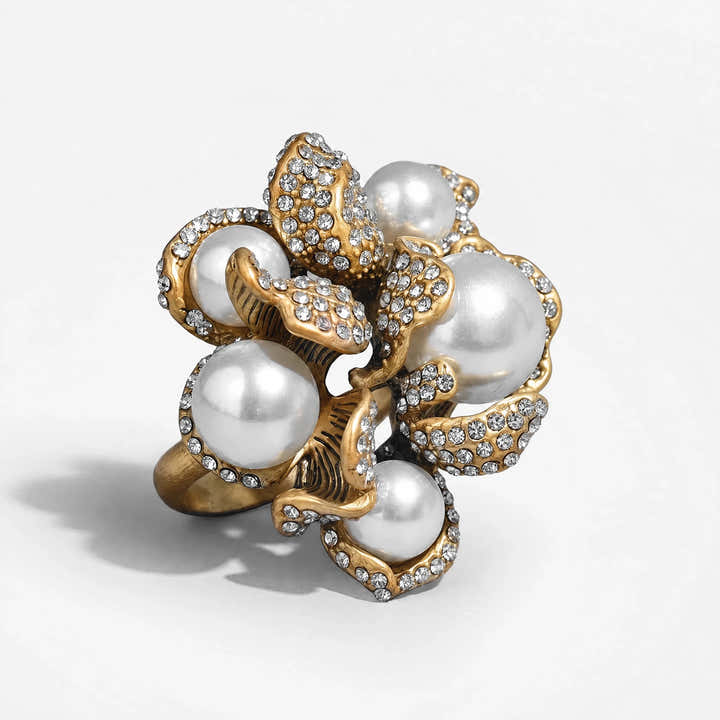 Luxe Pearl Bloom Ring - Voisson