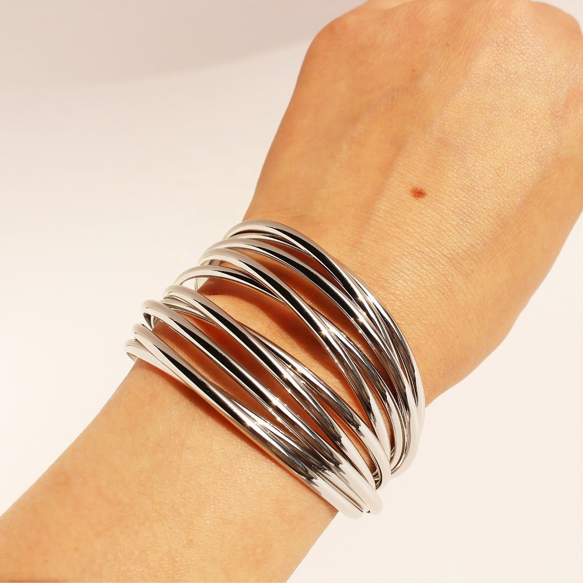LuxeLayers Open Bracelet - Voisson