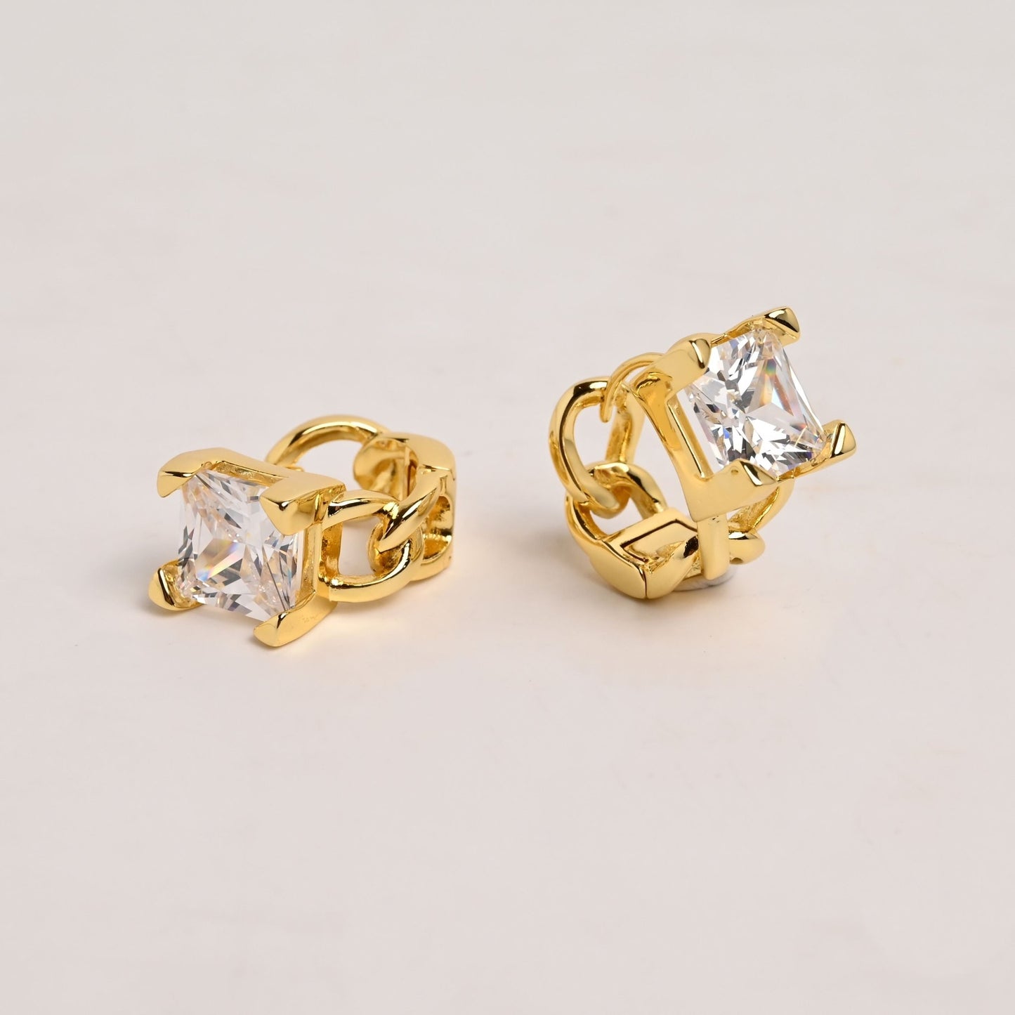 LuxeLink Glass Square Earrings - Voisson