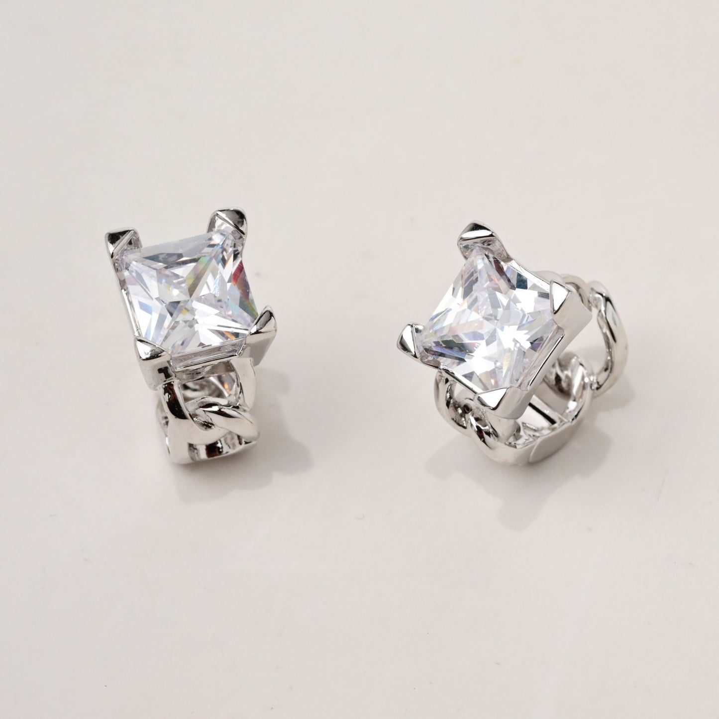LuxeLink Glass Square Earrings - Voisson