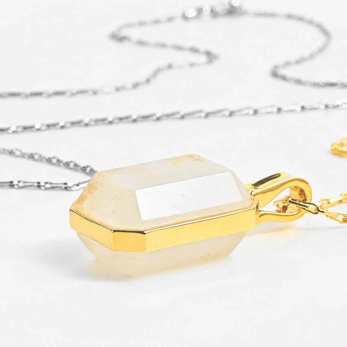 Marique French Vintage Natural Stone Crystal Necklace - Voisson