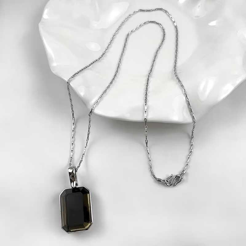 Marique French Vintage Noir Necklace - Voisson