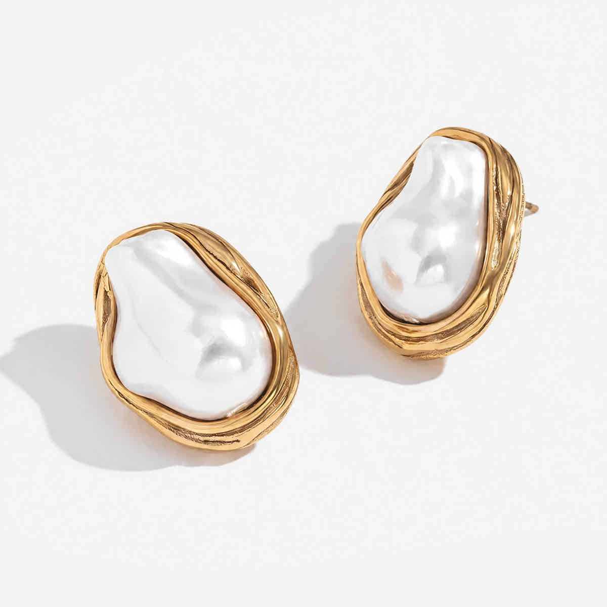ModernMuse SS Gold Collection Earrings - Voisson