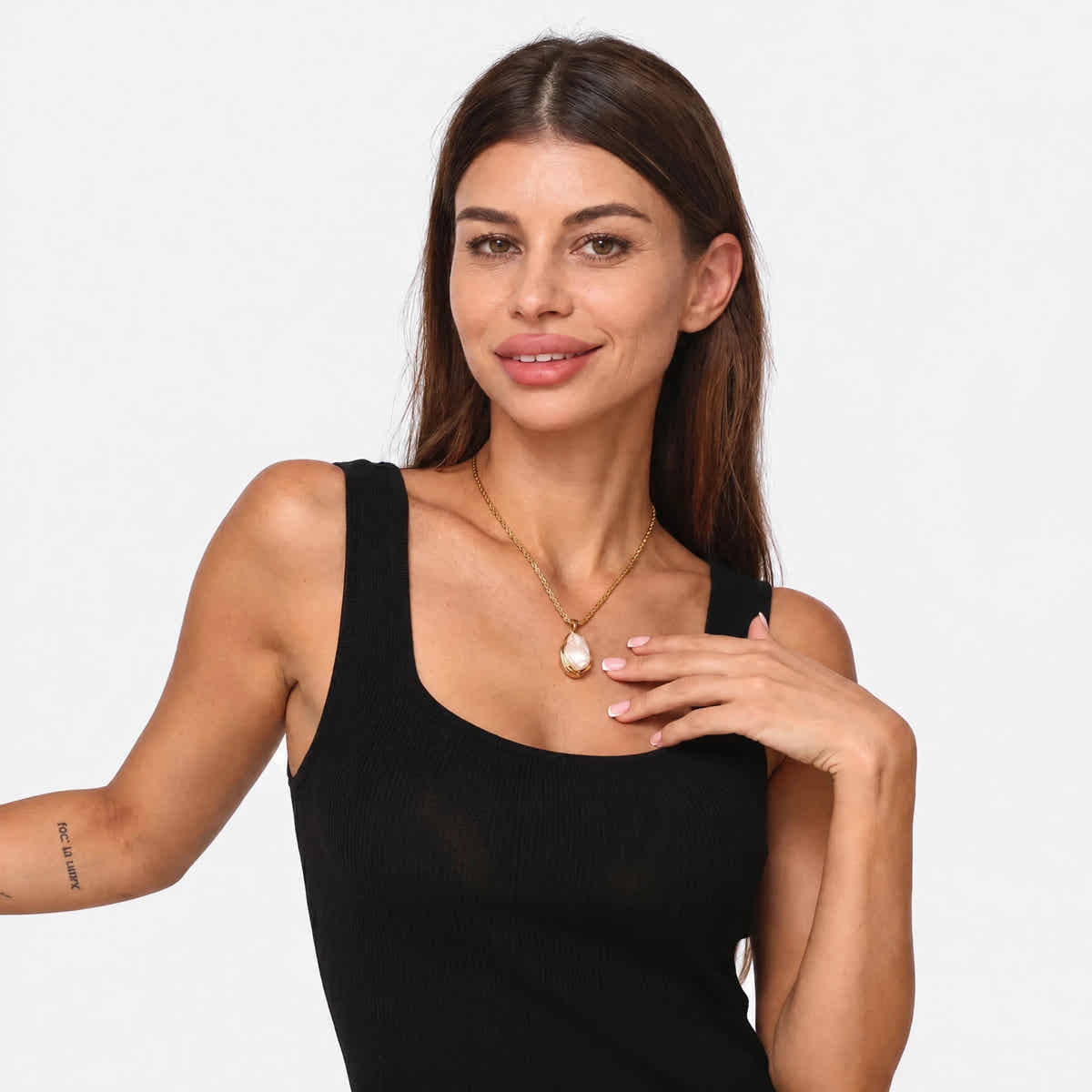 ModernMuse SS Gold Collection Necklace - Voisson