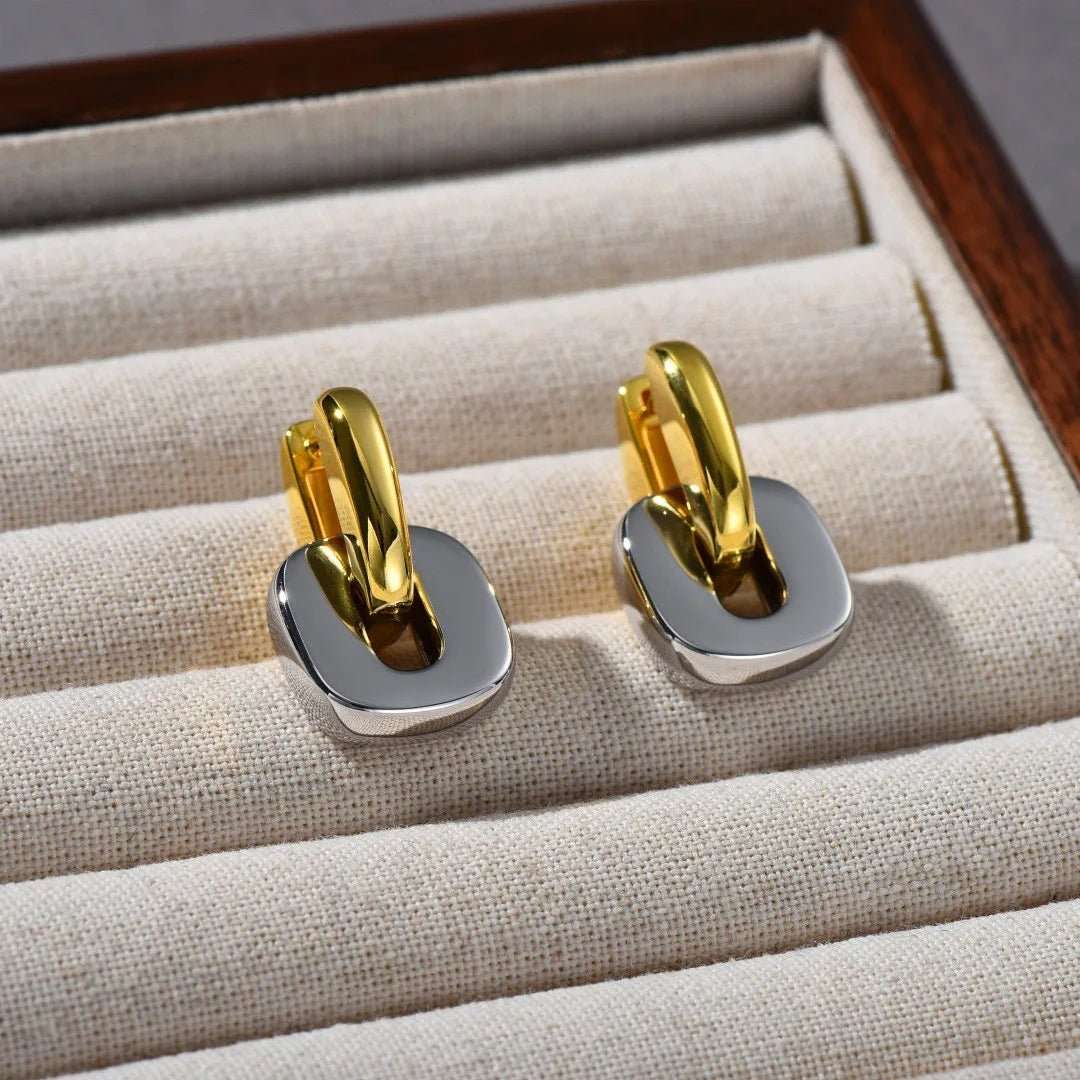 RelicRadiance Retro Stud Earrings - Voisson