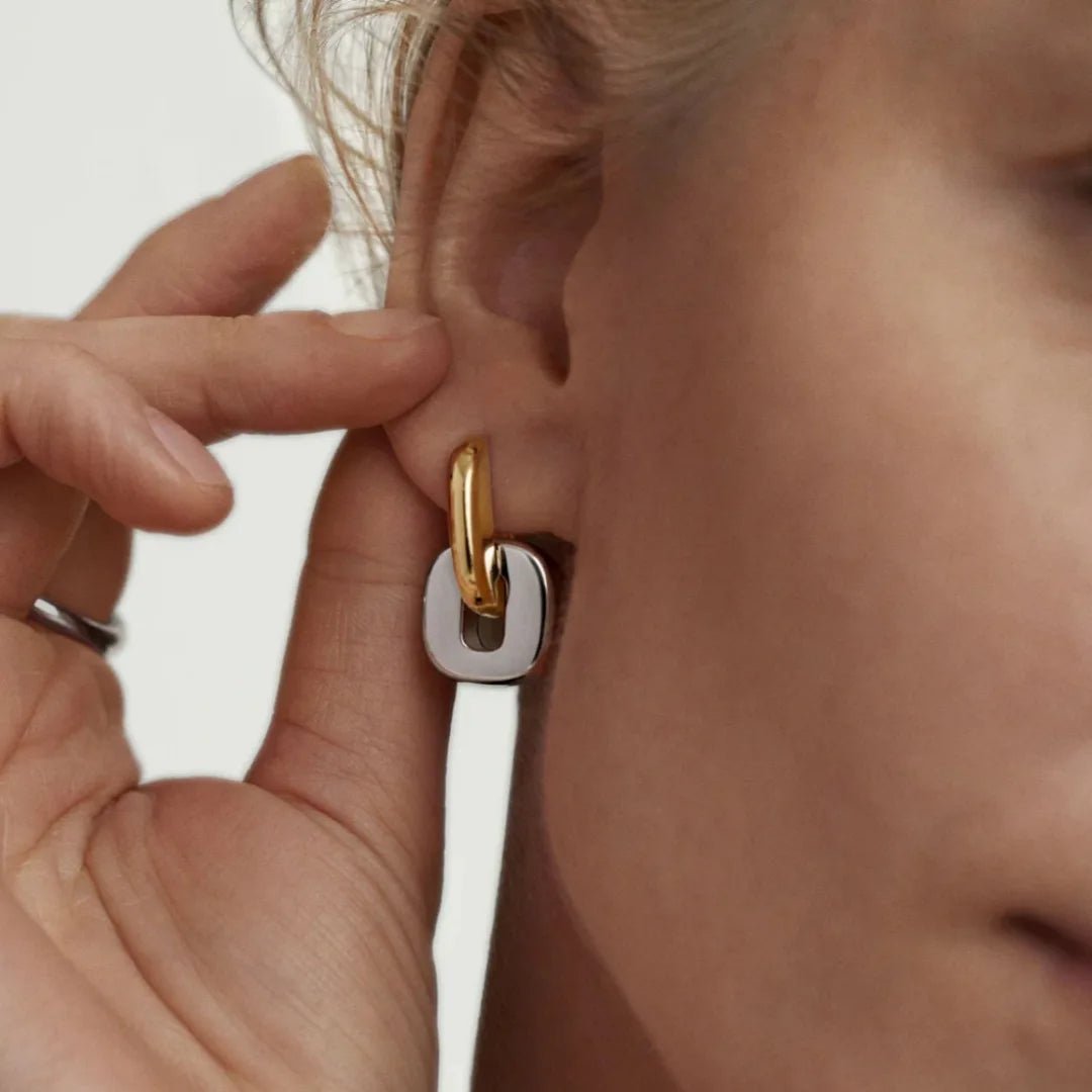 RelicRadiance Retro Stud Earrings - Voisson