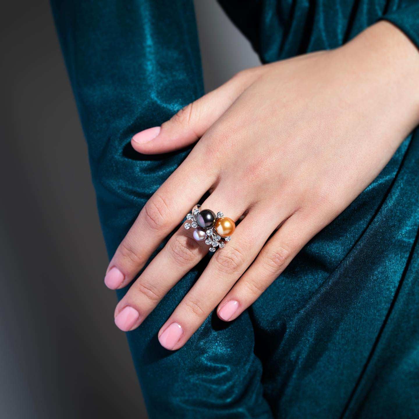 Starlit Harmony Ring - Voisson