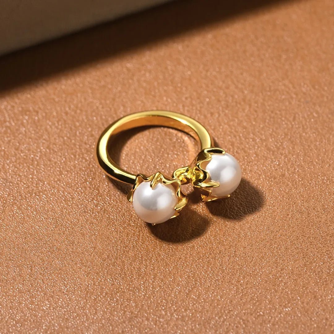Twin Lustre Pearl Ring - Voisson