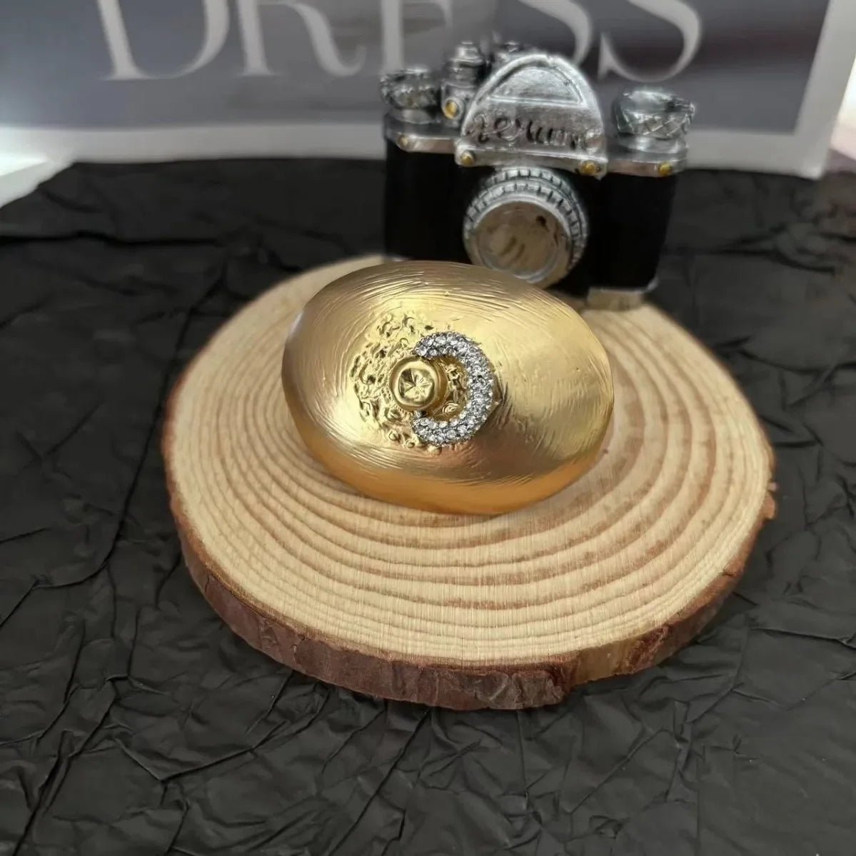 Velora Gold Disc Ring - Voisson