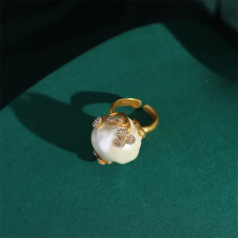 Wildflower Pearl Crown Ring - Voisson