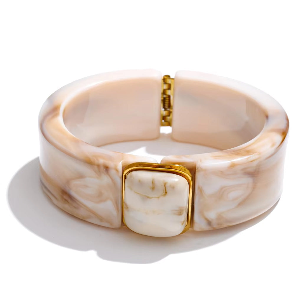 Kaiserliches Perlenarmband