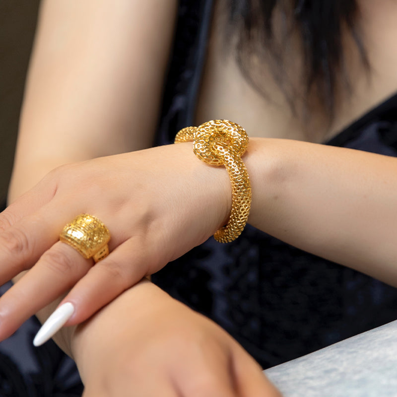 Honeycomb Knot Bracelet