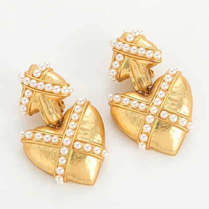 Amora Clip On Earrings - Voisson