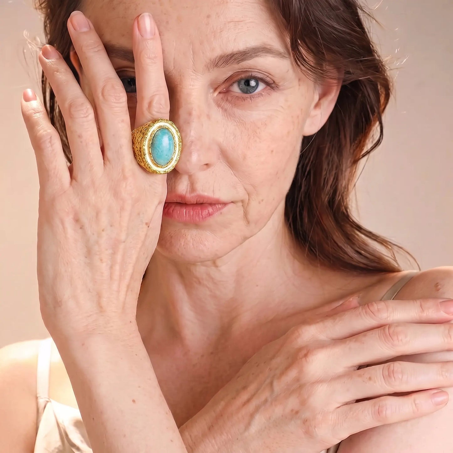 Aqua Crest Ring - Voisson