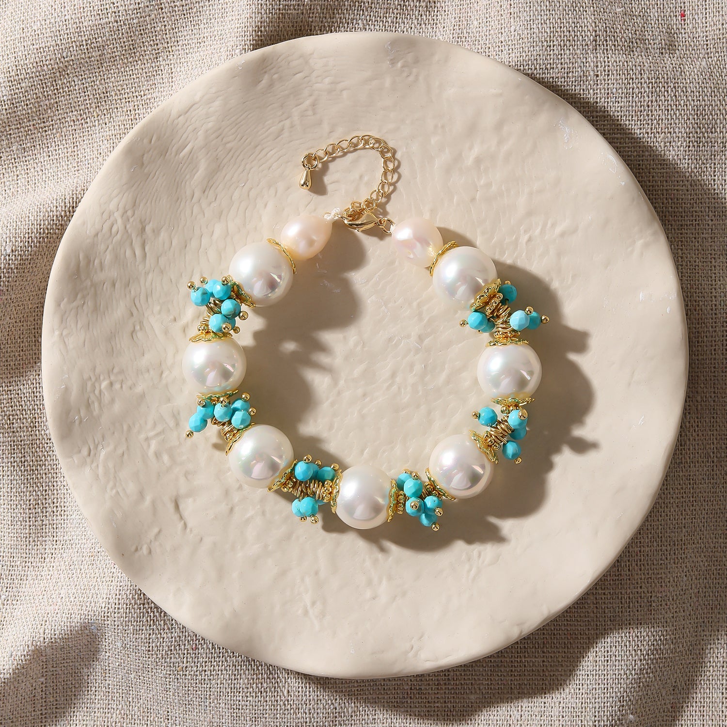 Aqua Flora Pearl Bracelet - Voisson