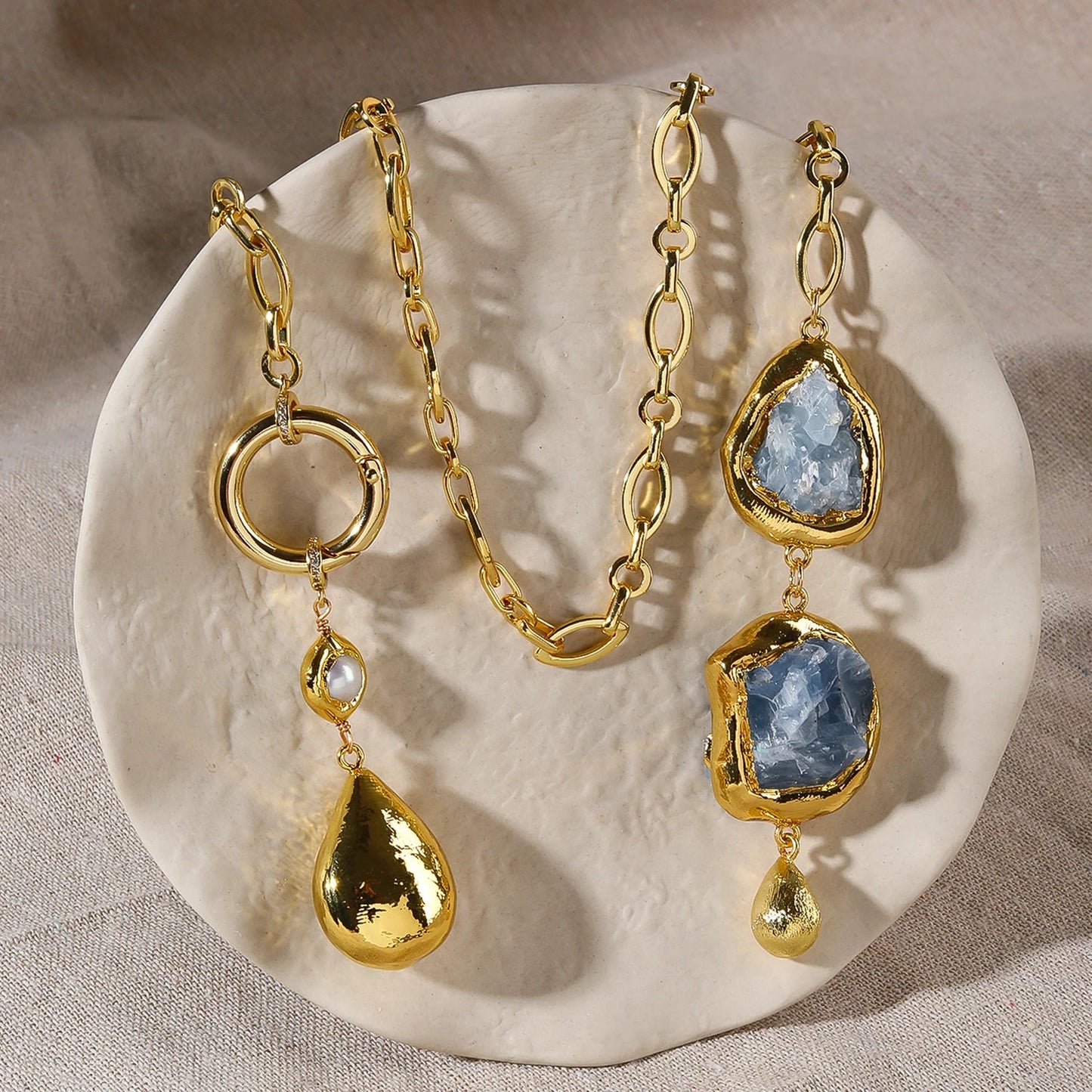Artifact Drop Necklace - Voisson