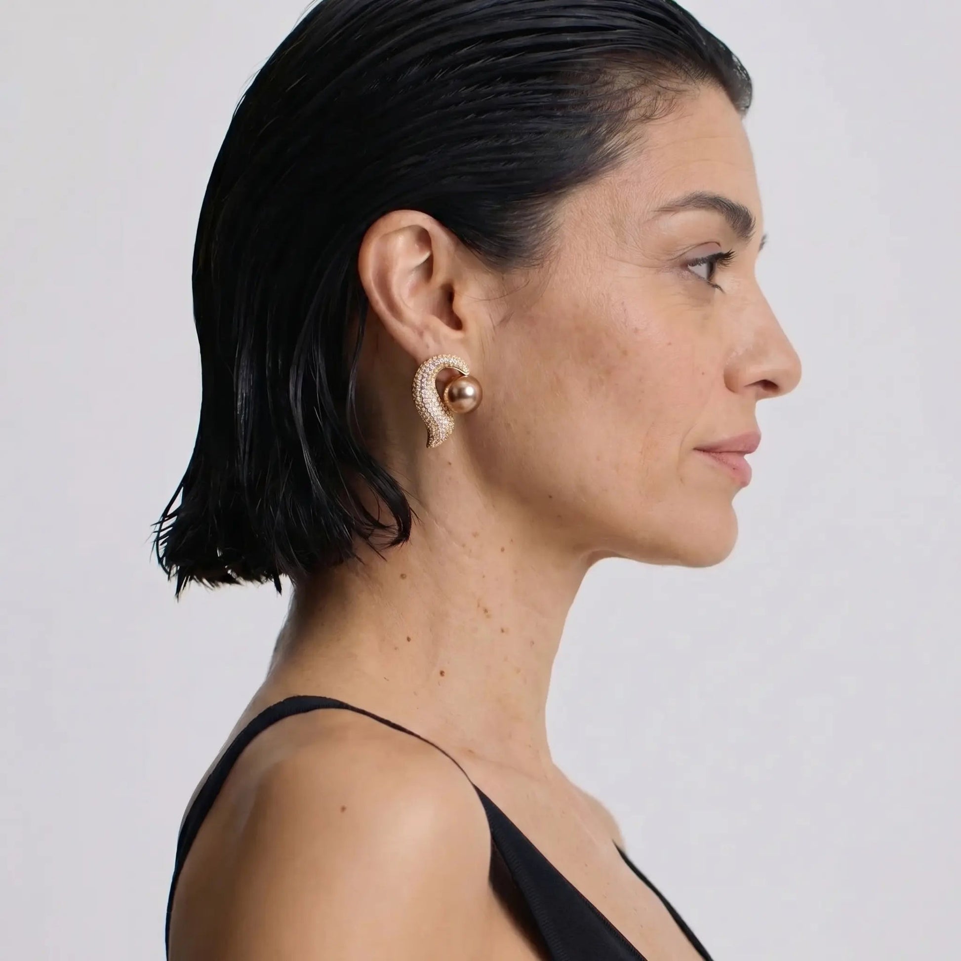 Aurora Pearl Wave Earrings - Voisson
