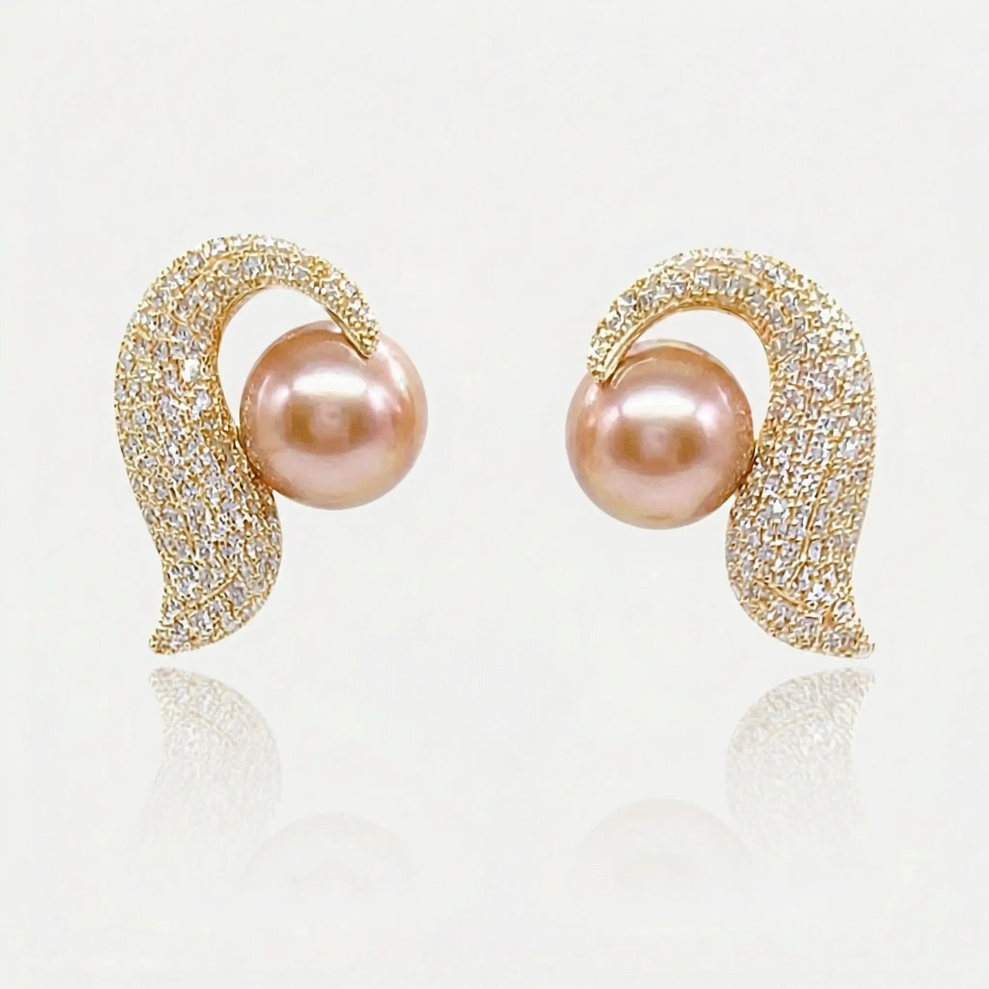 Aurora Pearl Wave Earrings - Voisson