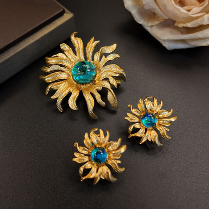 Azure Bloom Brooch - Voisson