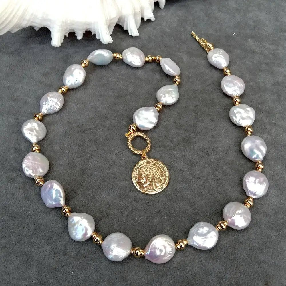 Baroque Legacy Pendant Necklace - Voisson