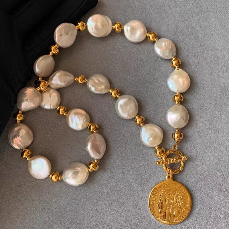 Baroque Legacy Pendant Necklace - Voisson