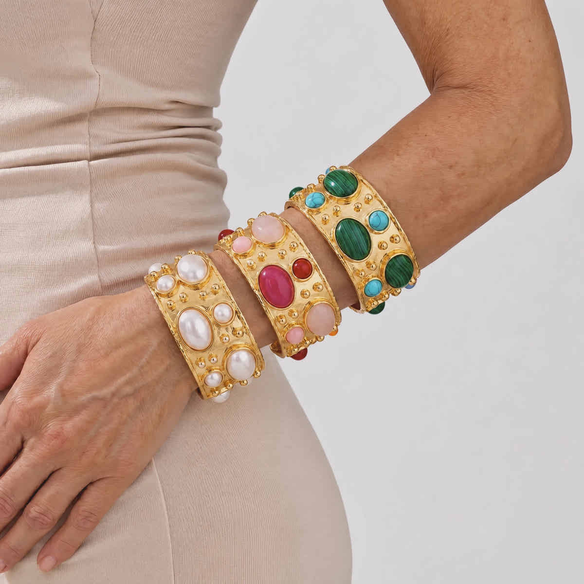 Baroque Pebble Cuff - Voisson