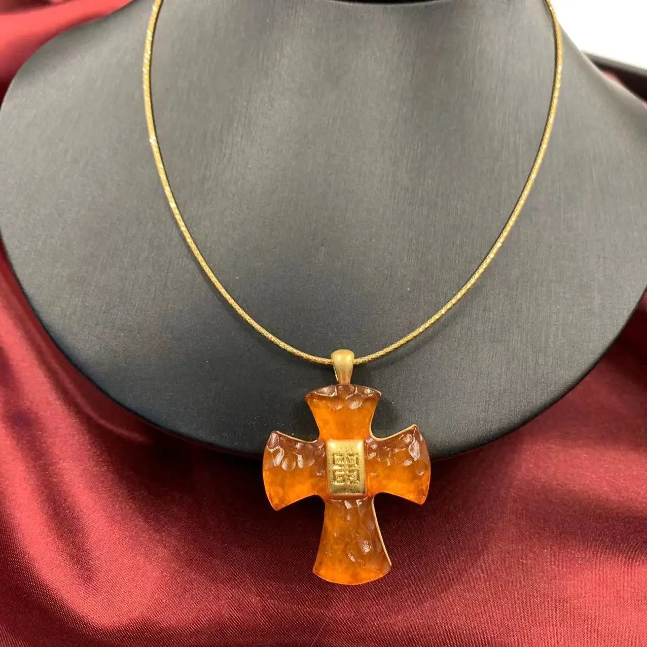 Bavaria Glass Vintage Cross Necklace - Voisson