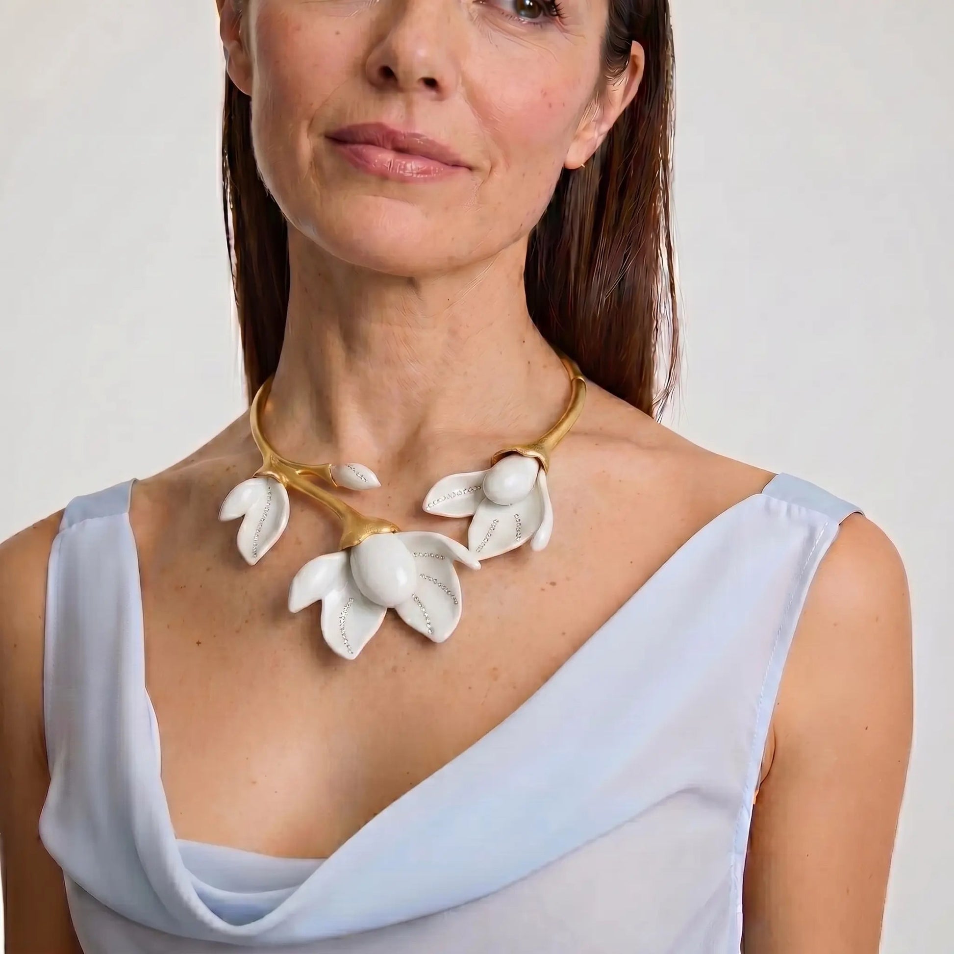 Blooming Magnolia Retro Flower Necklace - Voisson
