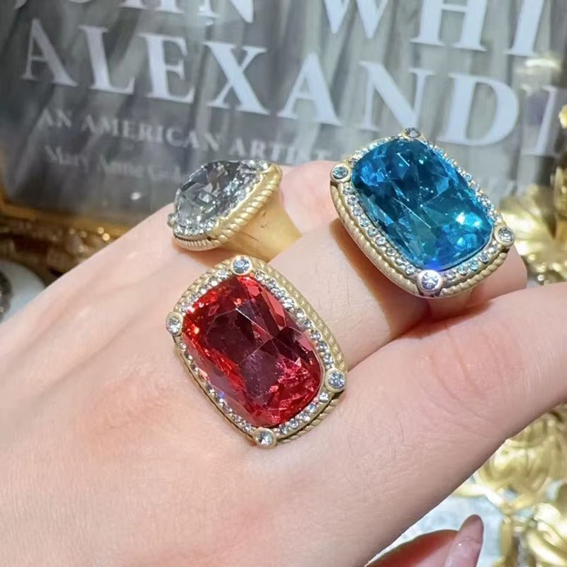 Blue Veritas Gold Ring - Voisson