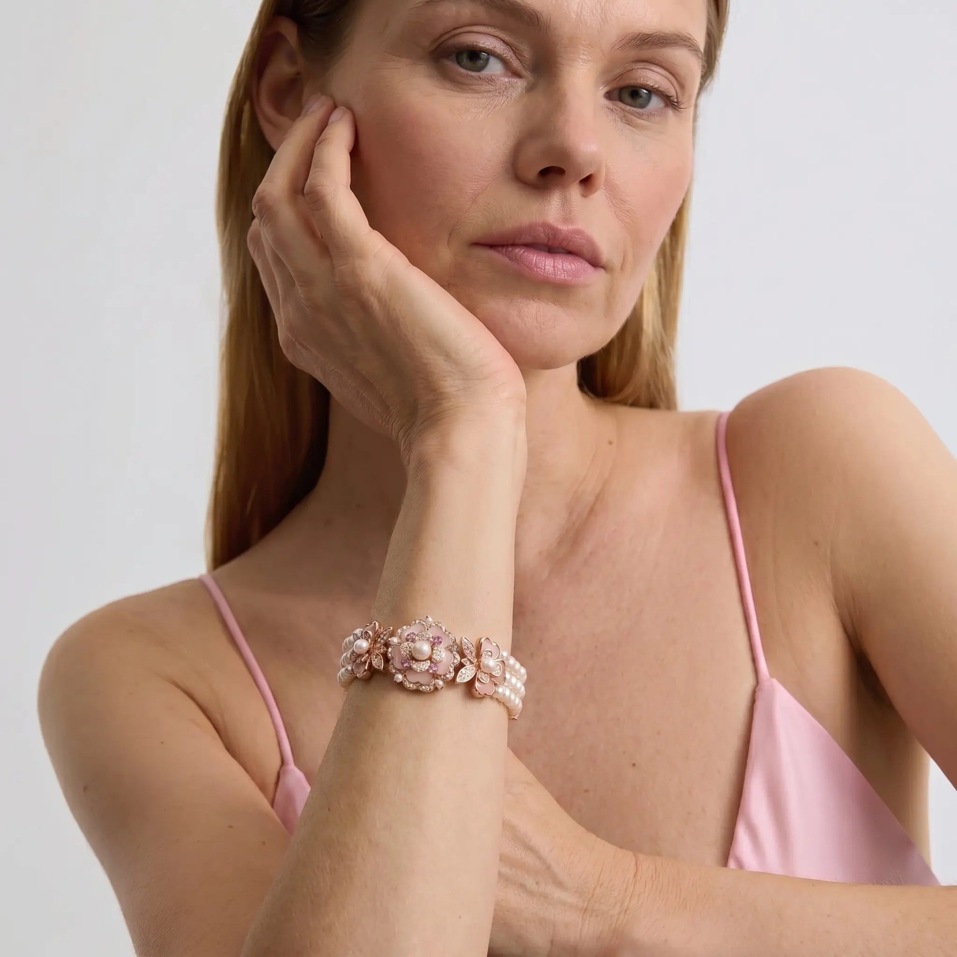 Blush Bloom Pearl Bracelet - Voisson
